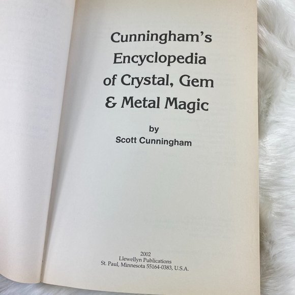 Cunningham's Encyclopedia of Crystal, Gem & Metal Magic by Scott Cunningham - Picture 4 of 5